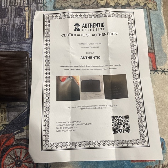 Louis Vuitton Brown Epi Leather Wallet with COA - Picture 6 of 6